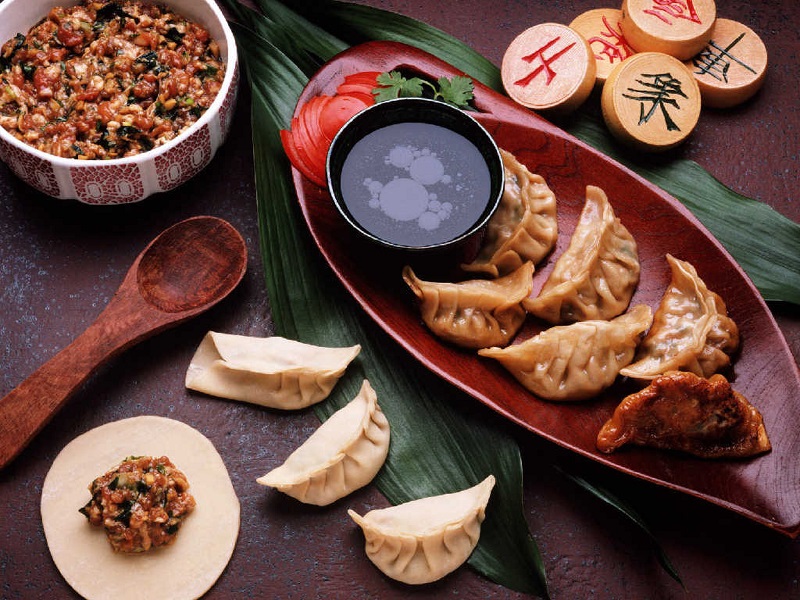 Luck implication behind Chinese Crescent-shaped Dumplings